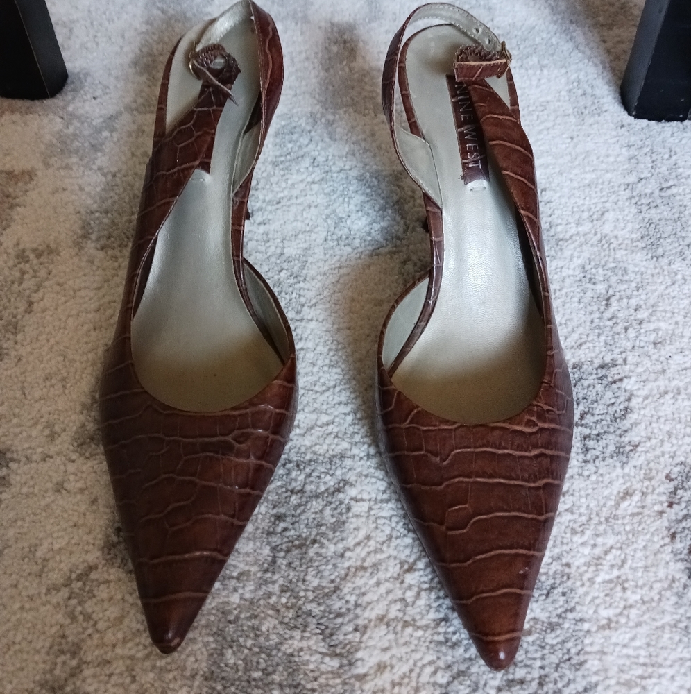Nine West, Sling back Shoes Point toe heel, size 8.5 women's, Leather, brown